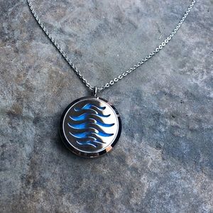 Unisex aroma therapy wave neckless.